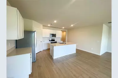 1321 NE 9th St, Cape Coral, FL 33909 - Photo 14