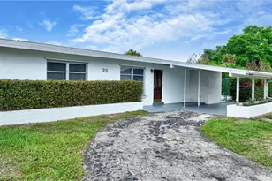 25 Maple Ave N, Lehigh Acres, FL 33936 - Photo 2