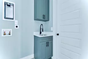 3810 17th St SW, Lehigh Acres, FL 33976 - Photo 18