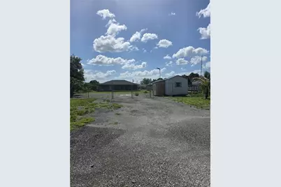 1816 Tomaso Ave, Lehigh Acres, FL 33972 - Photo 20