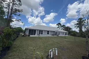 385/387 Carrillon Ave S, Lehigh Acres, FL 33974 - Photo 4