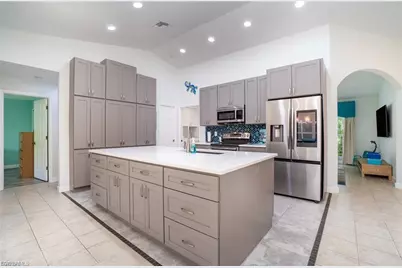 844 SW 17th Ter, Cape Coral, FL 33991 - Photo 2