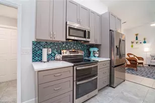 844 SW 17th Terrace, Cape Coral, FL 33991 - Photo 4