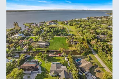 62 Wolcott Dr, North Fort Myers, FL 33903 - Photo 24