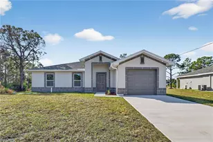 2905 38th St W, Lehigh Acres, FL 33971 - Photo 2