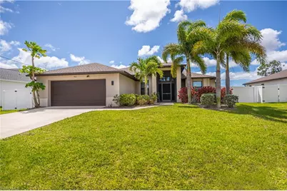 910 SW 12th Ter, Cape Coral, FL 33991 - Photo 1