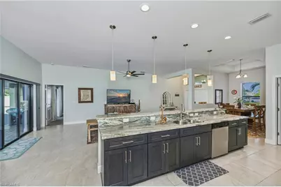 910 SW 12th Ter, Cape Coral, FL 33991 - Photo 12