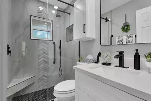 4263 Island Cir, Fort Myers, FL 33919 - Photo 22