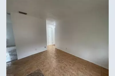 5413-5427 3rd Ave #5423, Fort Myers, FL 33907 - Photo 4