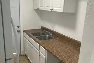 3033 2nd St, Fort Myers, FL 33916 - Photo 18