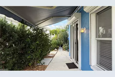 10700 Aqua Surf Ct, Estero, FL 33928 - Photo 14