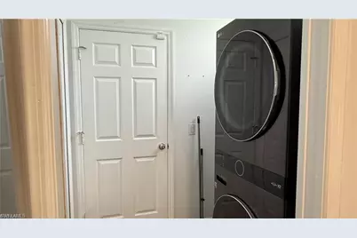 10700 Aqua Surf Ct, Estero, FL 33928 - Photo 12