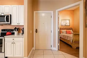 2745 1st St, Fort Myers, FL 33916 - Photo 14