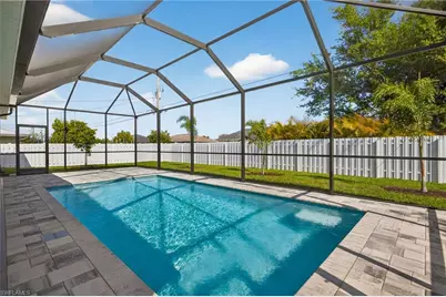 623 SW 25th Ln, Cape Coral, FL 33990 - Photo 32