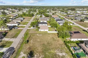 1105 NE 36th St, Cape Coral, FL 33909 - Photo 8