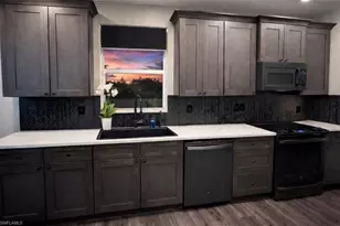 54 Bruce Ave S, Lehigh Acres, FL 33976 - Photo 4