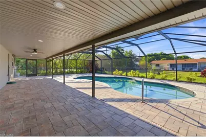 1926 SE 8th St, Cape Coral, FL 33990 - Photo 16