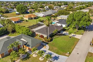 1926 SE 8th St, Cape Coral, FL 33990 - Photo 42