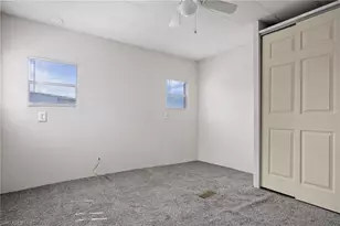 11111 Ballweg Ln, Fort Myers, FL 33908 - Photo 12