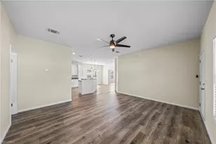 24 Red Poinciana Dr, Fort Myers, FL 33908 - Photo 14