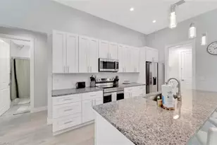 3222 SW Santa Barbara Pl, Cape Coral, FL 33914 - Photo 2