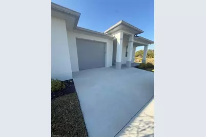 101 Pennfield St, Lehigh Acres, FL 33974 - Photo 1