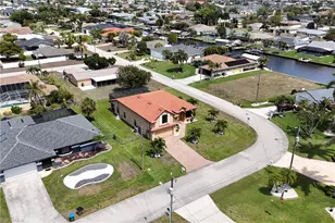 205 SW 42nd St, Cape Coral, FL 33914 - Photo 36