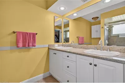 2317 SE 27th Ter, Cape Coral, FL 33904 - Photo 22