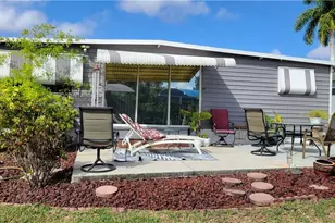 91 Sun Cir, Fort Myers, FL 33905 - Photo 4