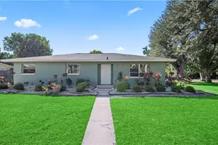 50 Palm Tree Terrace, Fort Myers, FL 33905 - Photo 2