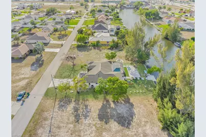 145 SE 17th St, Cape Coral, FL 33990 - Photo 46