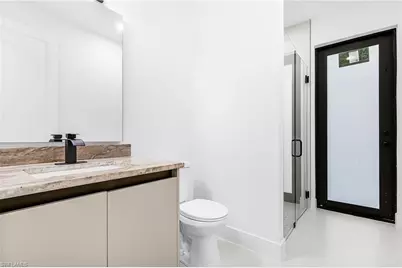 1015 SW 8th Ct, Cape Coral, FL 33991 - Photo 12