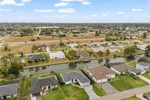 1015 SW 8th Ct, Cape Coral, FL 33991 - Photo 40