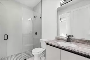 1015 SW 8th Ct, Cape Coral, FL 33991 - Photo 24