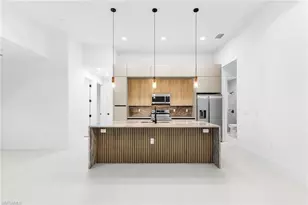 1015 SW 8th Ct, Cape Coral, FL 33991 - Photo 18