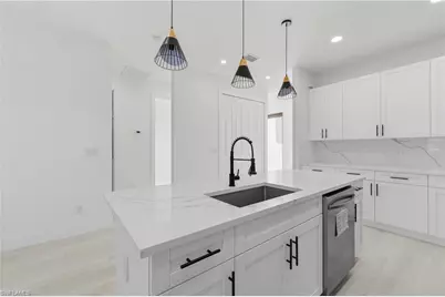 3631 SW Santa Barbara Pl, Cape Coral, FL 33914 - Photo 32