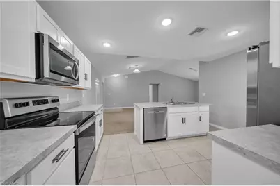 2617 53rd St W, Lehigh Acres, FL 33971 - Photo 8