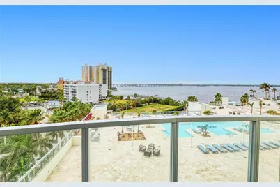 3000 Oasis Grand Blvd #701, Fort Myers, FL 33916 - Photo 12