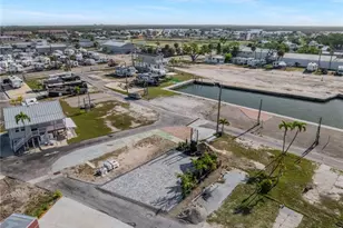 19281 San Carlos Blvd, Fort Myers Beach, FL 33931 - Photo 28