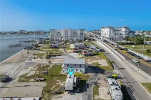 19281 San Carlos Blvd, Fort Myers Beach, FL 33931 - Photo 2