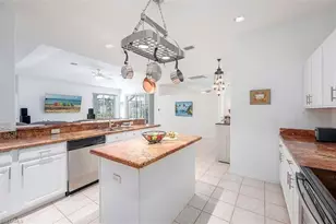 4005 SW 17th Pl, Cape Coral, FL 33914 - Photo 8