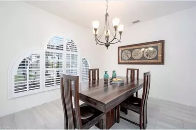 4005 SW 17th Pl, Cape Coral, FL 33914 - Photo 10