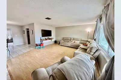 720 Shadyside St, Lehigh Acres, FL 33936 - Photo 4