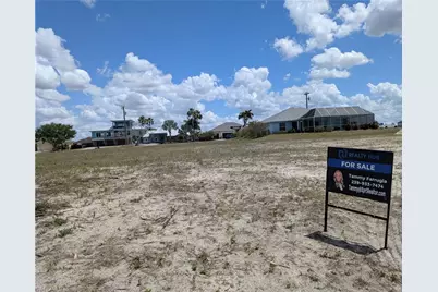 1003 NW 40th Pl, Cape Coral, FL 33993 - Photo 6