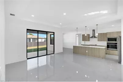 732 Alamo St E, Lehigh Acres, FL 33974 - Photo 10