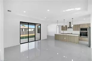 732 Alamo St E, Lehigh Acres, FL 33974 - Photo 10