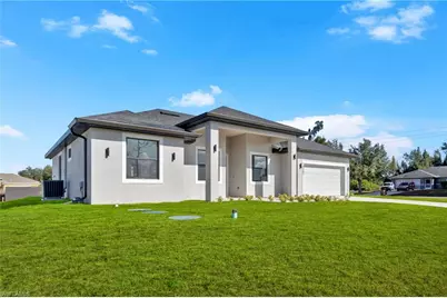732 Alamo St E, Lehigh Acres, FL 33974 - Photo 12
