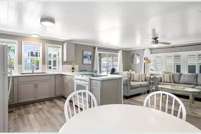 178 W Hampton Dr, Fort Myers, FL 33908 - Photo 2