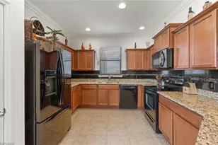 304 SW Trafalgar Parkway, Cape Coral, FL 33991 - Photo 10