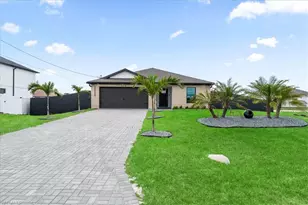 2112 NE 1st Ave, Cape Coral, FL 33909 - Photo 2